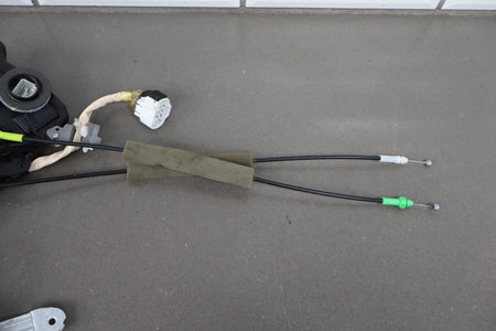 07-09 Lexus LS460 (XF40) Front L Door Latch w/ Soft Close 69040-50250 OEM