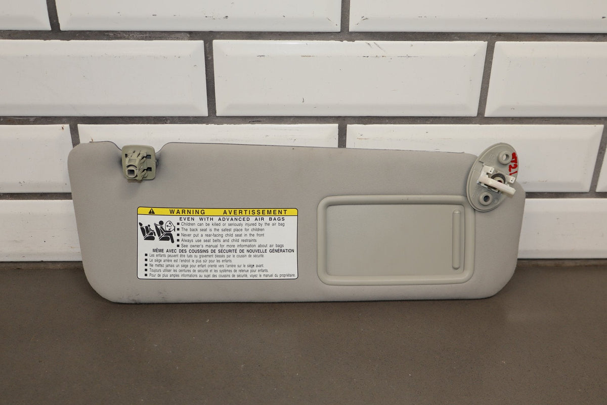 07-09 Lexus LS460 (XF40) Sun Visor Pair Illuminated Gray