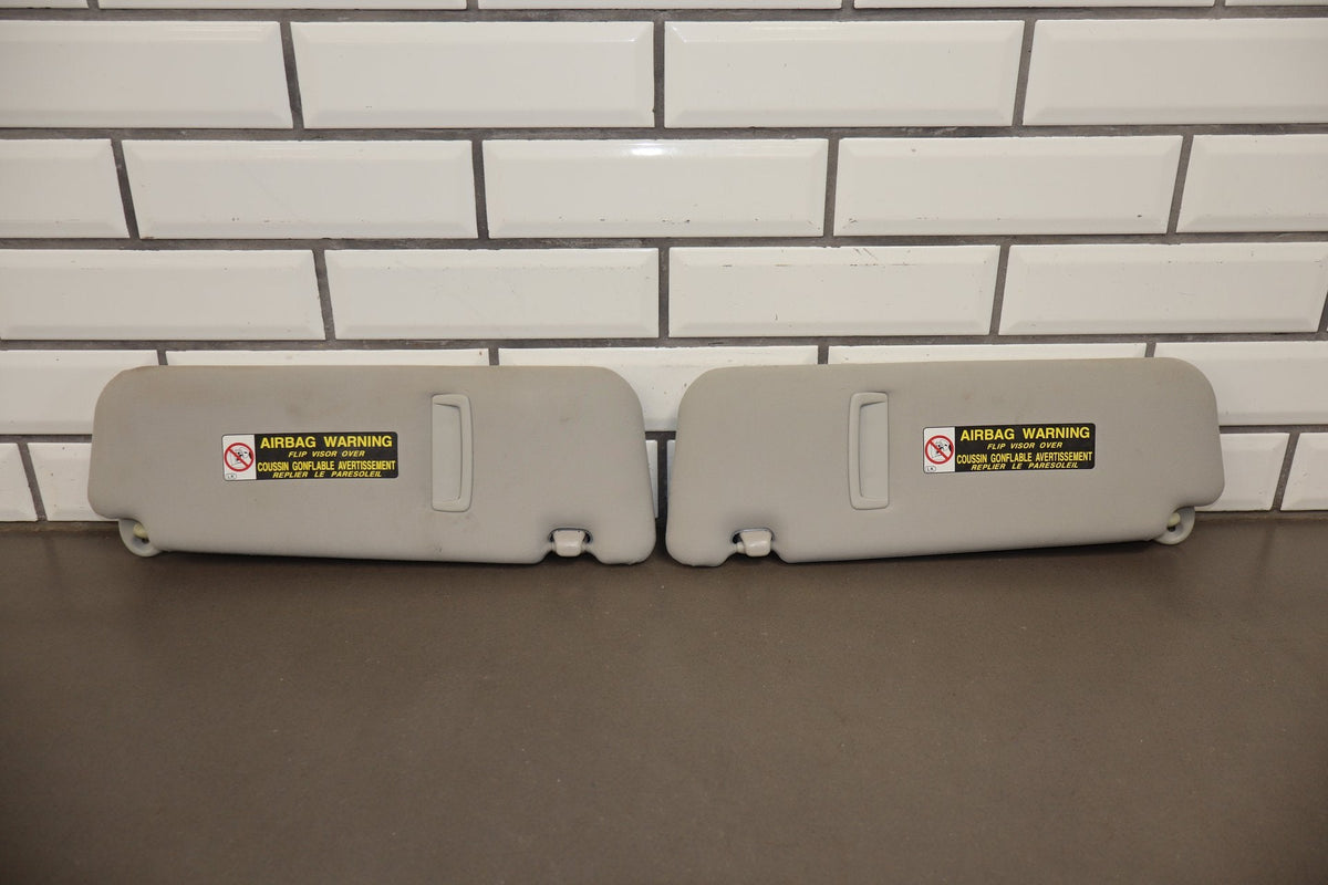 07-09 Lexus LS460 (XF40) Sun Visor Pair Illuminated Gray