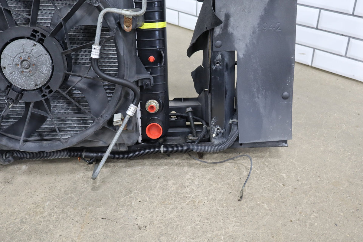 07-09 Tahoe Yukon Escalade Loaded Radiator Support 20805487