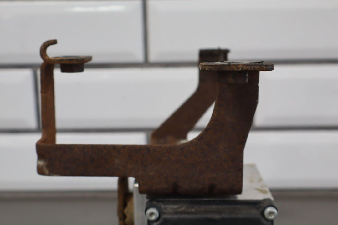 07 - 10 Chevy GMC 2500HD OEM ABS Pump Module Assembly Southern