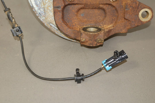07 - 10 Chevy Silverado 2500HD Passenger Right Front Spindle/Knuckle OEM