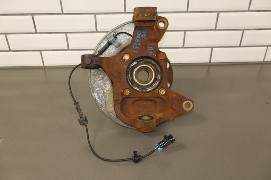 07 - 10 Chevy Silverado 2500HD Passenger Right Front Spindle/Knuckle OEM