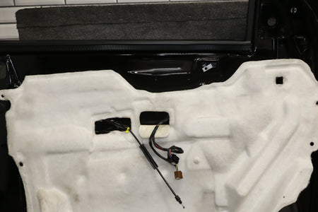07-11 Chevy Tahoe Yukon Left Front Door (Black 41) 25912657