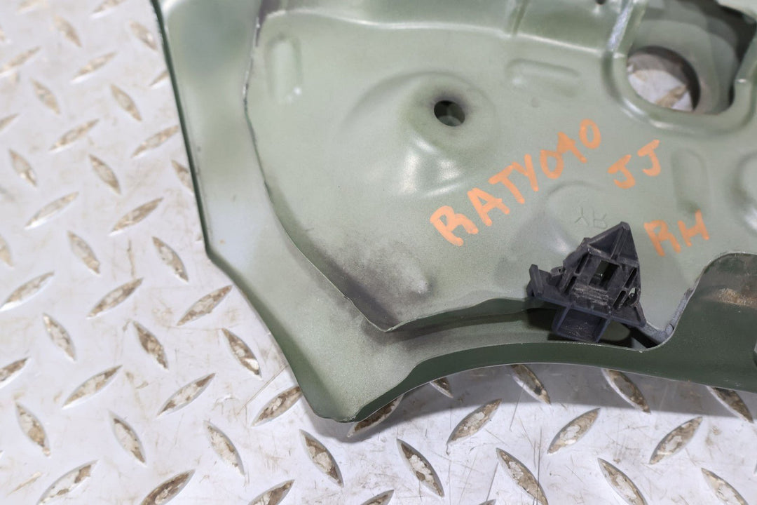 07 - 11 Toyota FJ Cruiser Right RH Cowl Vent Panel End Cap (Army Green 2KD)