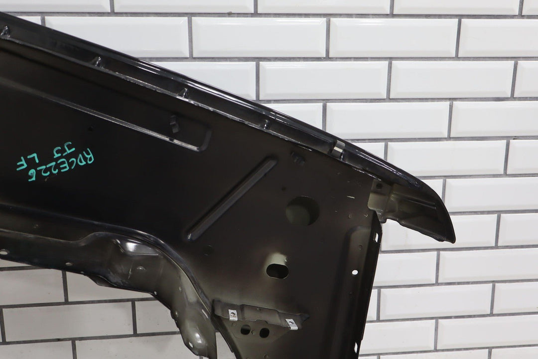 07 - 13 Chevy Avalanche Suburban Tahoe Left Driver Fender Black (41U) See Photos