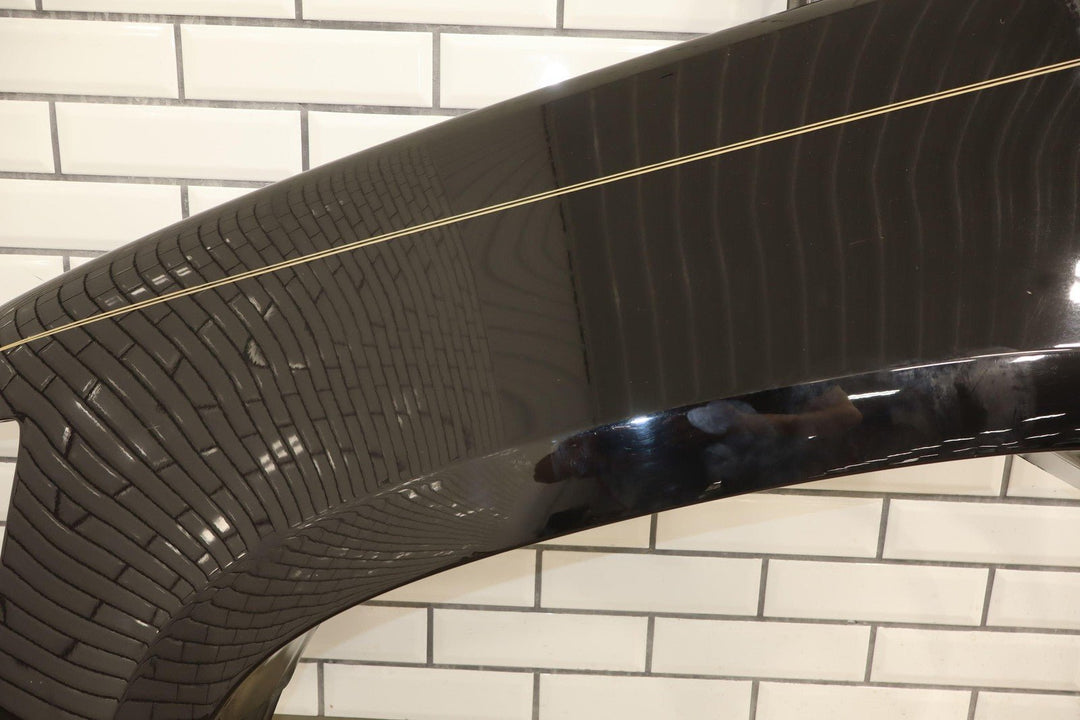 07 - 13 Chevy Avalanche Suburban Tahoe Left Driver Fender Black (41U) See Photos