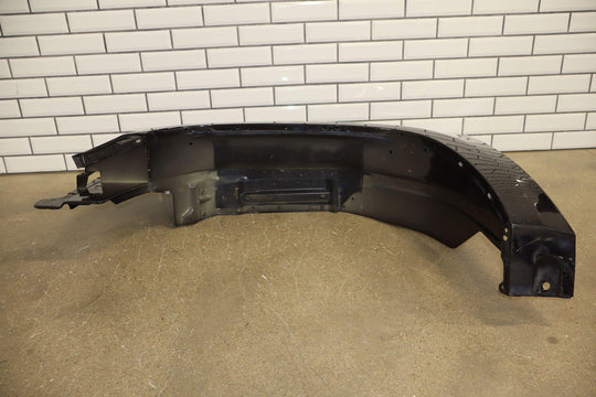 07 - 13 Chevy Avalanche Suburban Tahoe Left Driver Fender Black (41U) See Photos