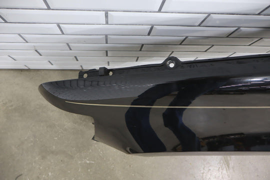 07 - 13 Chevy Avalanche Suburban Tahoe Left Driver Fender Black (41U) See Photos