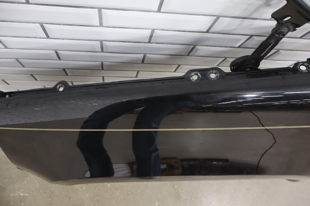 07 - 13 Chevy Avalanche Suburban Tahoe Left Driver Fender Black (41U) See Photos