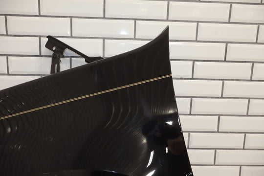 07 - 13 Chevy Avalanche Suburban Tahoe Left Driver Fender Black (41U) See Photos