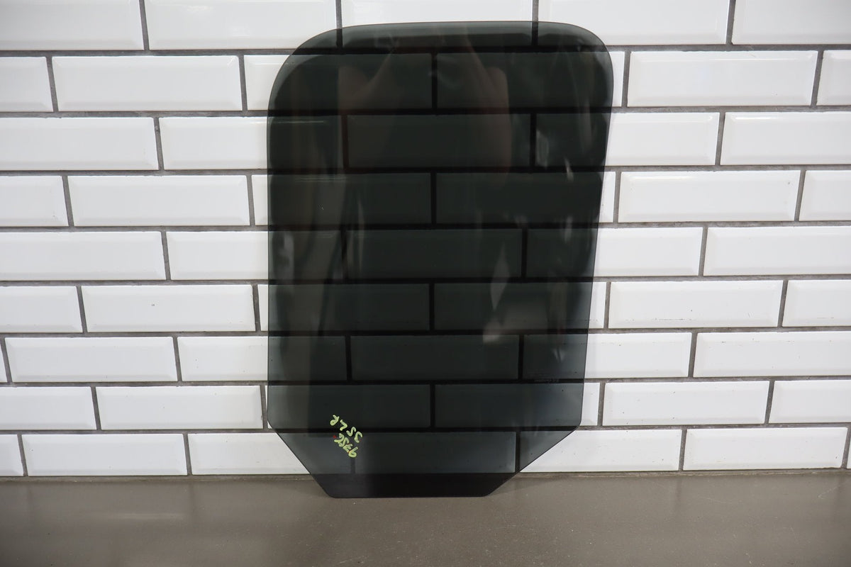 07-13 Chevy Silverado Ext Cab Left Rear Door Window (Privacy)