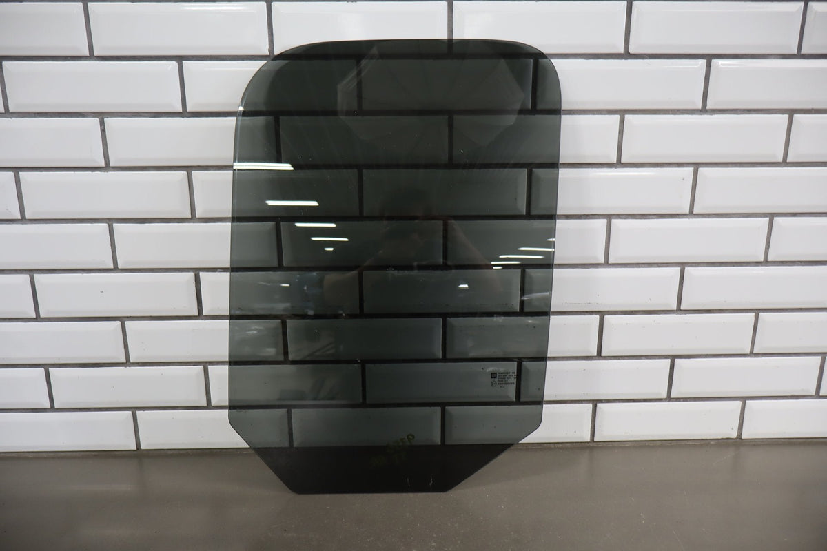 07-13 Chevy Silverado Ext Cab Right Rear Door Window (Privacy)