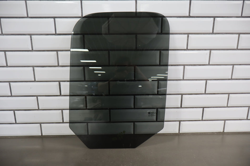 07-13 Chevy Silverado Ext Cab Right Rear Door Window (Privacy)