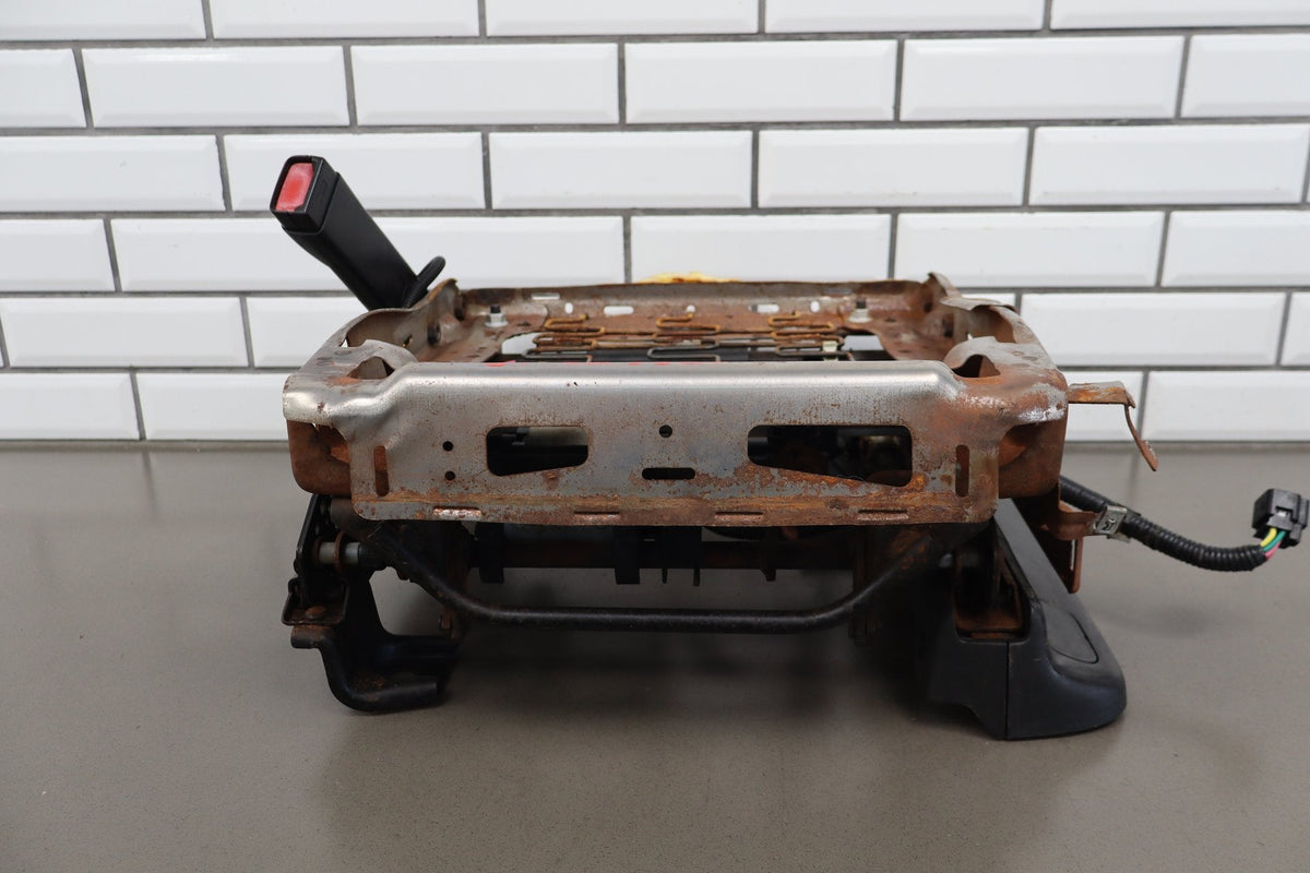 07-13 Chevy Silverado GMT900 Driver Power Seat Track (Tested)