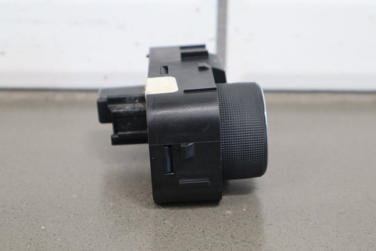 07-13 Chevy Silverado GMT900 Headlight Switch Dash Panel (Tested)