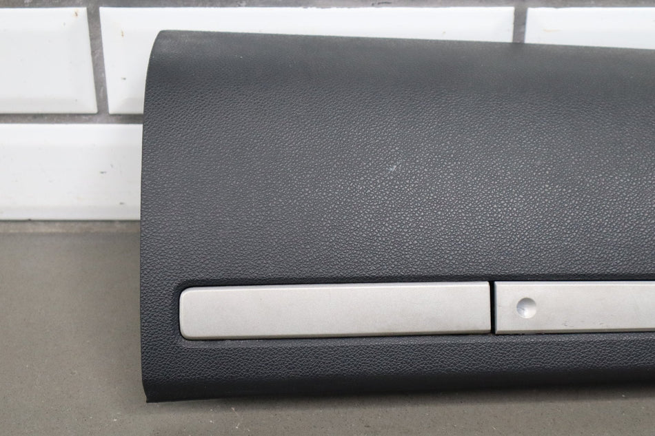 07-13 Chevy Silverado GMT900 Upper Glove Box (Black 19)