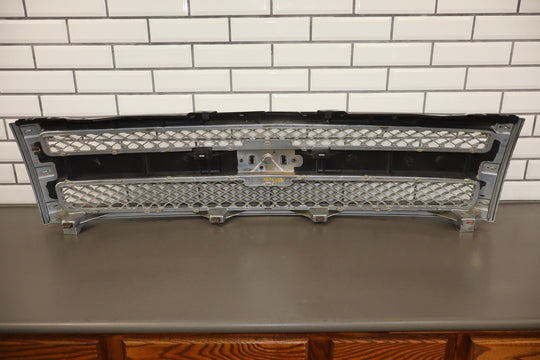 07 - 13 Chevy Silverado OEM Chrome Grille Assembly (See Photos)