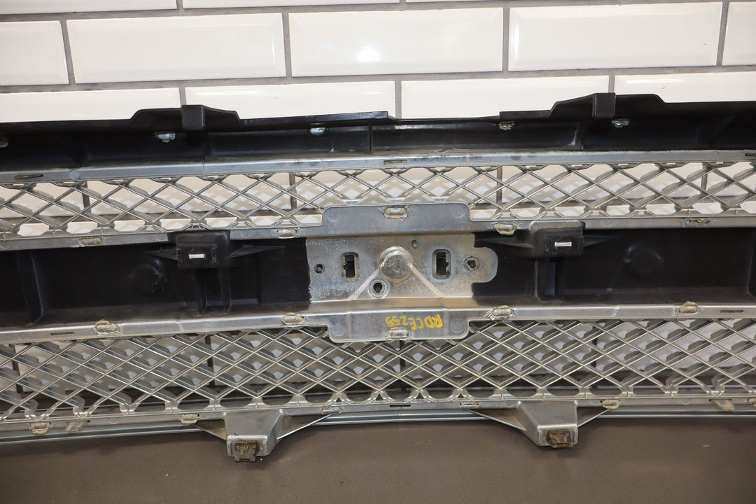 07 - 13 Chevy Silverado OEM Chrome Grille Assembly (See Photos)
