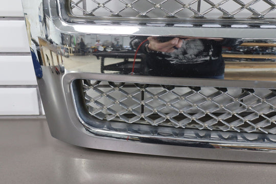 07 - 13 Chevy Silverado OEM Chrome Grille Assembly (See Photos)