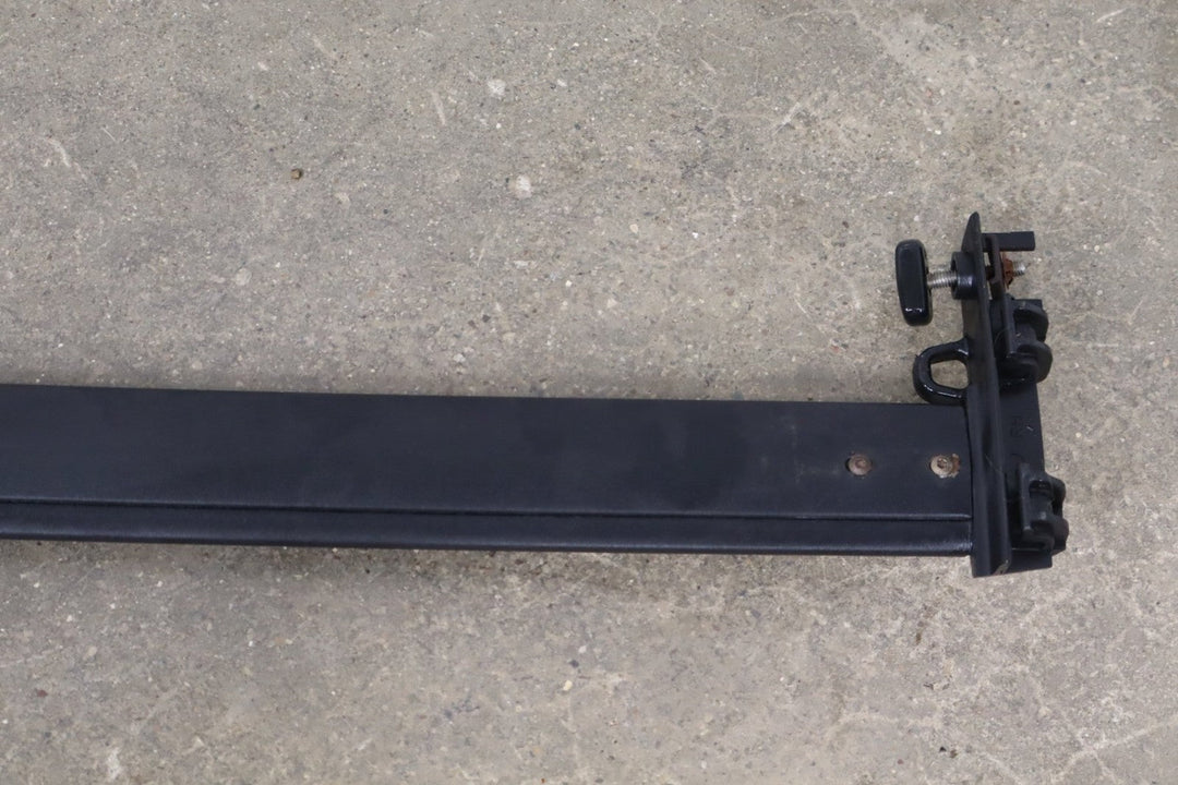 07 - 14 Cadillac Escalade Tahoe Yukon GMT900 Luggage Rack Crossbars Pair (2) OEM