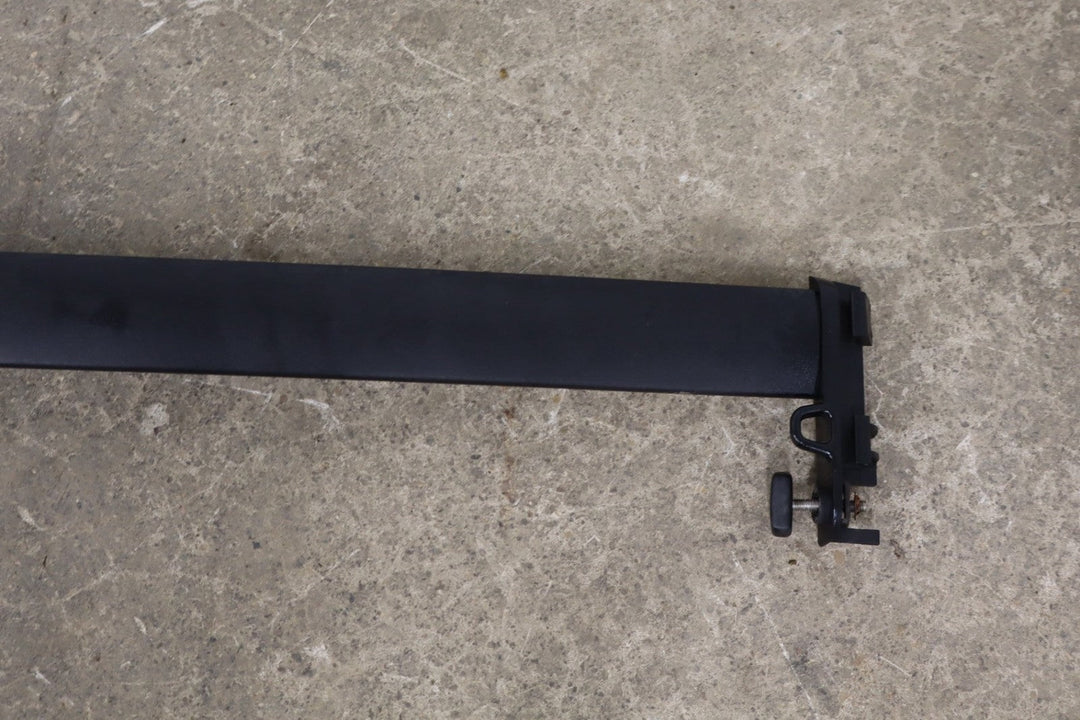 07 - 14 Cadillac Escalade Tahoe Yukon GMT900 Luggage Rack Crossbars Pair (2) OEM