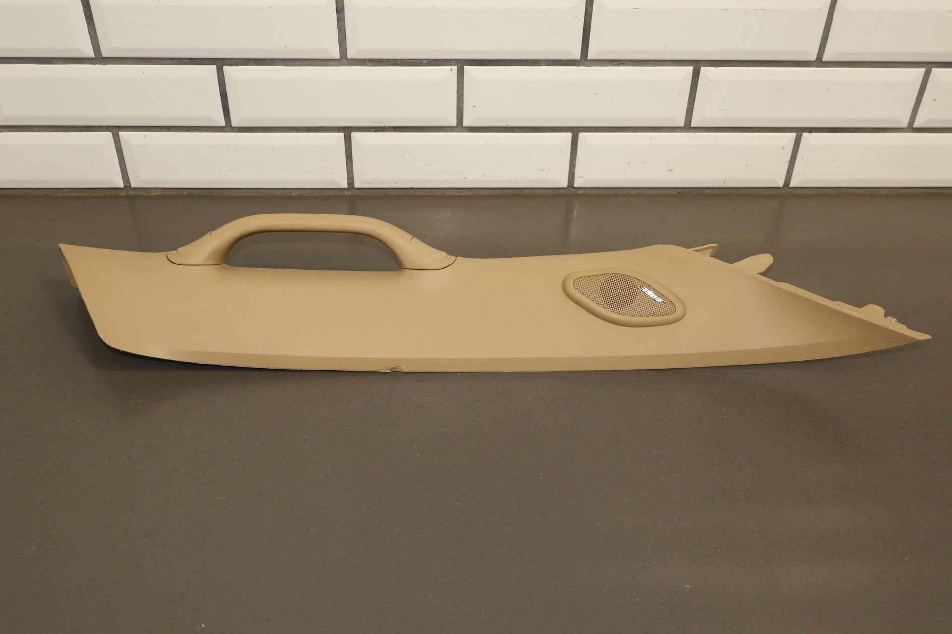 07-14 Chevrolet Tahoe Suburban Pair- Interior A Pillar Trim Light Cashmere 333