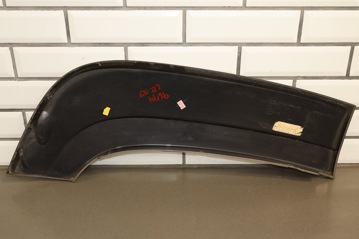 07-14 Chevrolet Tahoe Z71 Left Rear Quarter Panel Moulding Mocha Steel GHA