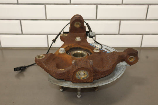 07 - 14 Chevy GMC Truck SUV 1500 GMT900 Driver Left Spindle/Knuckle OEM 88k