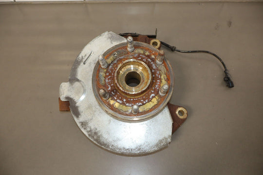 07 - 14 Chevy GMC Truck SUV 1500 GMT900 Driver Left Spindle/Knuckle OEM 88k