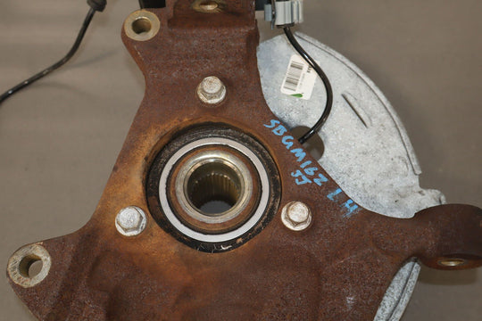 07 - 14 Chevy GMC Truck SUV 1500 GMT900 Driver Left Spindle/Knuckle OEM 88k