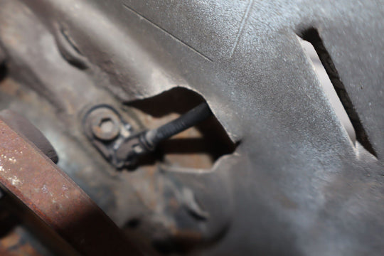 07 - 14 Chevy GMC Truck SUV GMT900 2WD Passenger Right Front Spindle/Knuckle