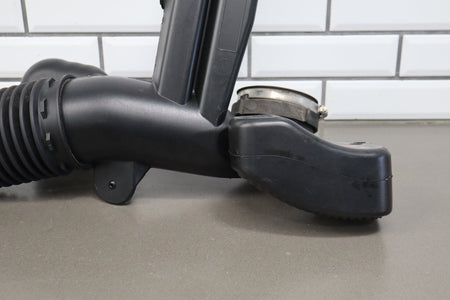 07-14 Chevy Silverado GMT900 6.0 L96 Air Cleaner Assembly
