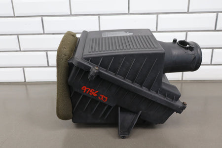 07-14 Chevy Silverado GMT900 6.0 L96 Air Cleaner Assembly