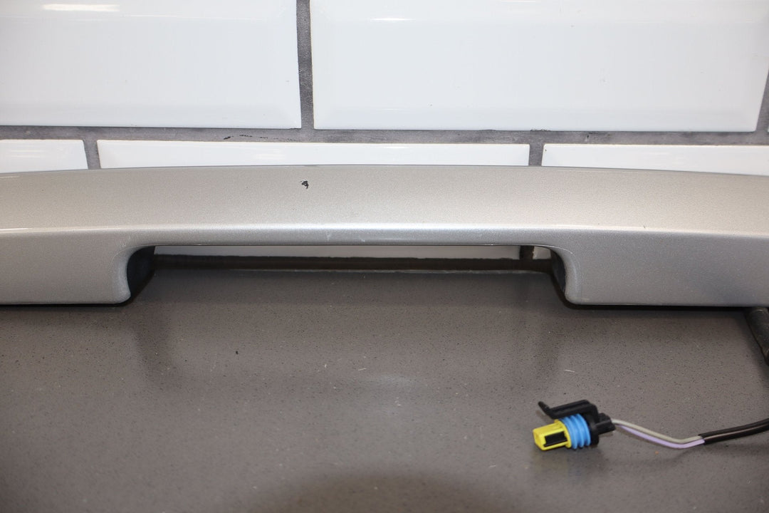 07 - 14 Chevy Suburban Tahoe Tailgate Handle Assembly (Silver Metallic GGZ)