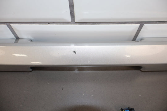 07 - 14 Chevy Suburban Tahoe Tailgate Handle Assembly (Silver Metallic GGZ)
