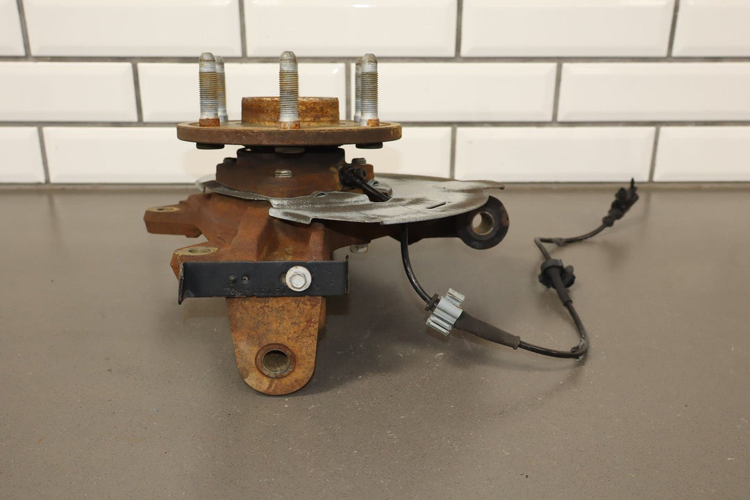 07 - 14 Chevy Tahoe Suburban Yukon Escalade (2WD) Left Front Spindle Knuckle