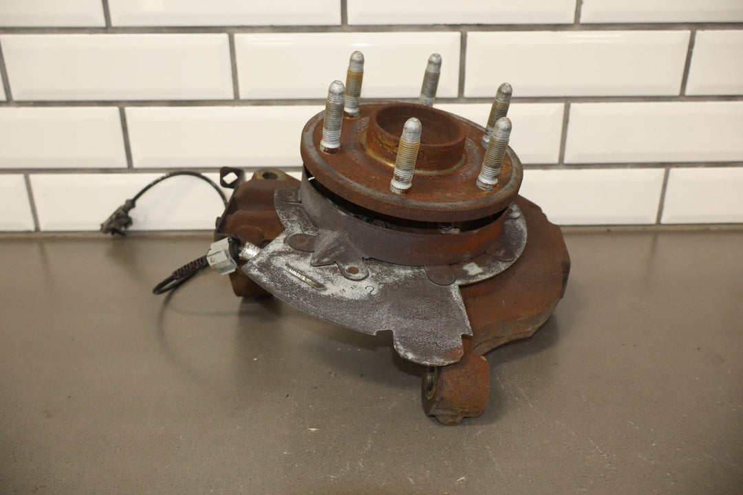 07 - 14 Chevy Tahoe Suburban Yukon Escalade (2WD) Left Front Spindle Knuckle