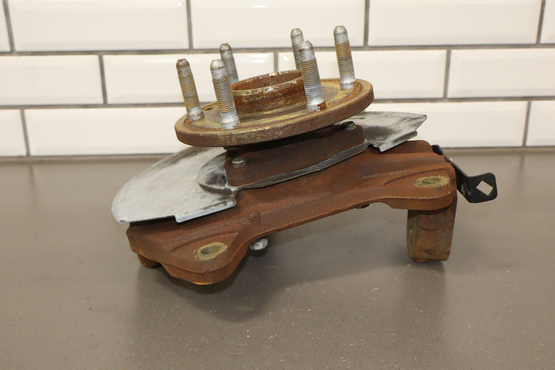 07 - 14 Chevy Tahoe Suburban Yukon Escalade (2WD) Left Front Spindle Knuckle