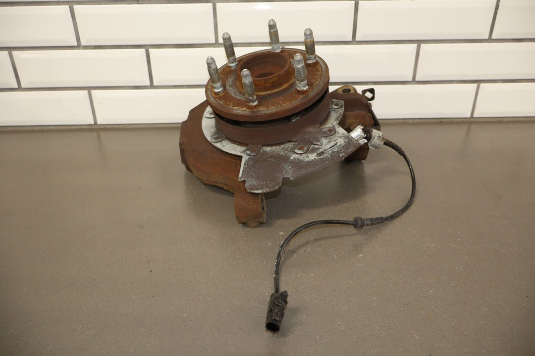 07 - 14 Chevy Tahoe Suburban Yukon Escalade (2WD) Right Front Spindle Knuckle