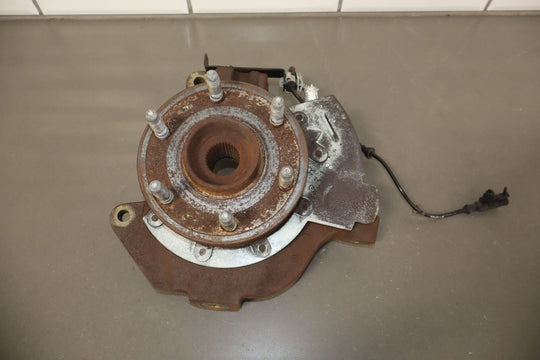 07 - 14 Chevy Tahoe Suburban Yukon Escalade (2WD) Right Front Spindle Knuckle