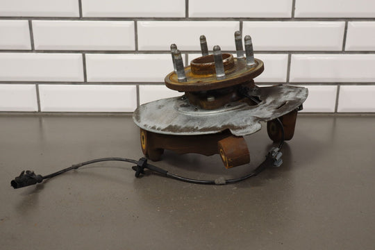 07 - 14 Chevy Tahoe Suburban Yukon Escalade (2WD) Right Front Spindle Knuckle