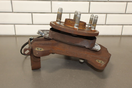 07 - 14 Chevy Tahoe Suburban Yukon Escalade (2WD) Right Front Spindle Knuckle