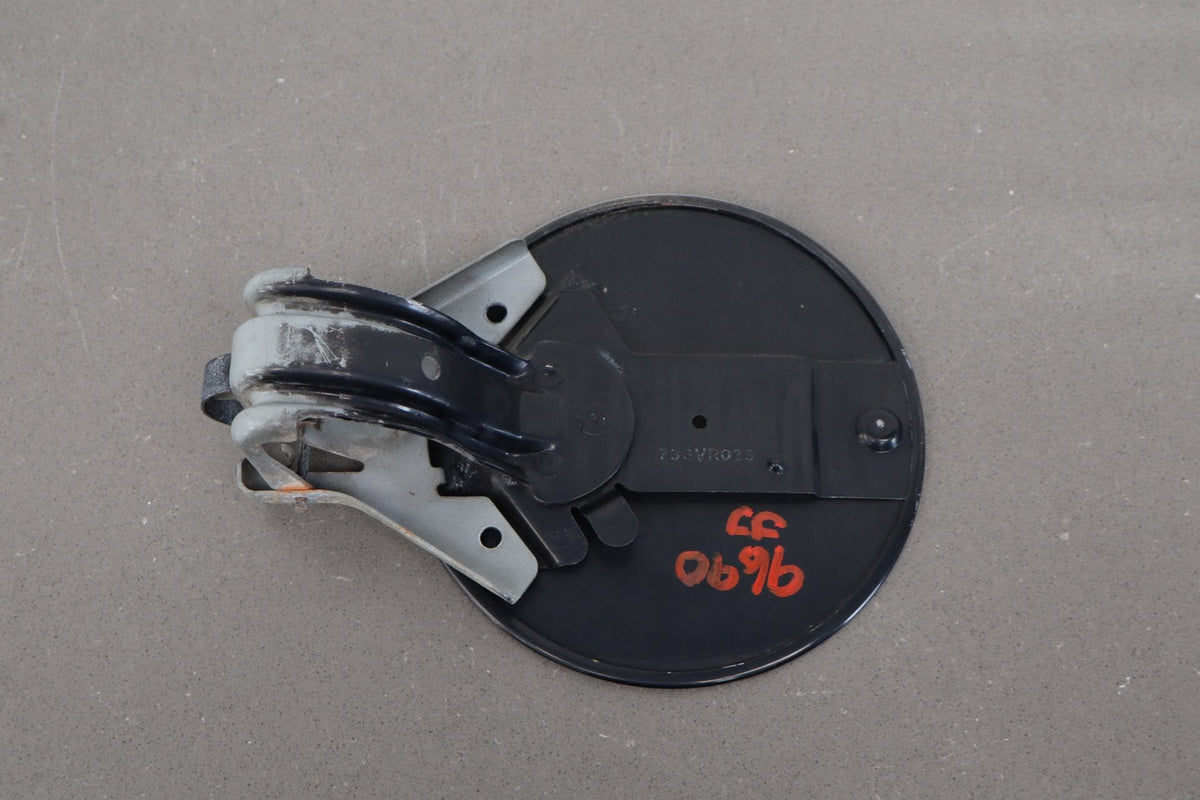 07-14 Chevy Tahoe Yukon Escalade Fuel Filler Door (Black 41)