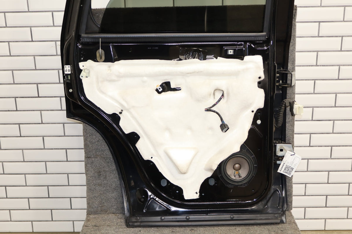 07-14 Chevy Tahoe Yukon Left Rear Door (Black 41) 22892597