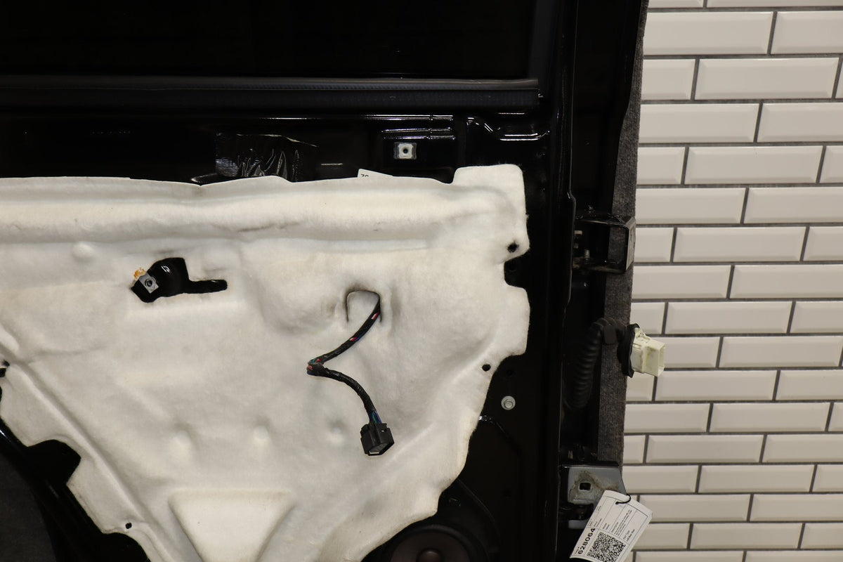 07-14 Chevy Tahoe Yukon Left Rear Door (Black 41) 22892597
