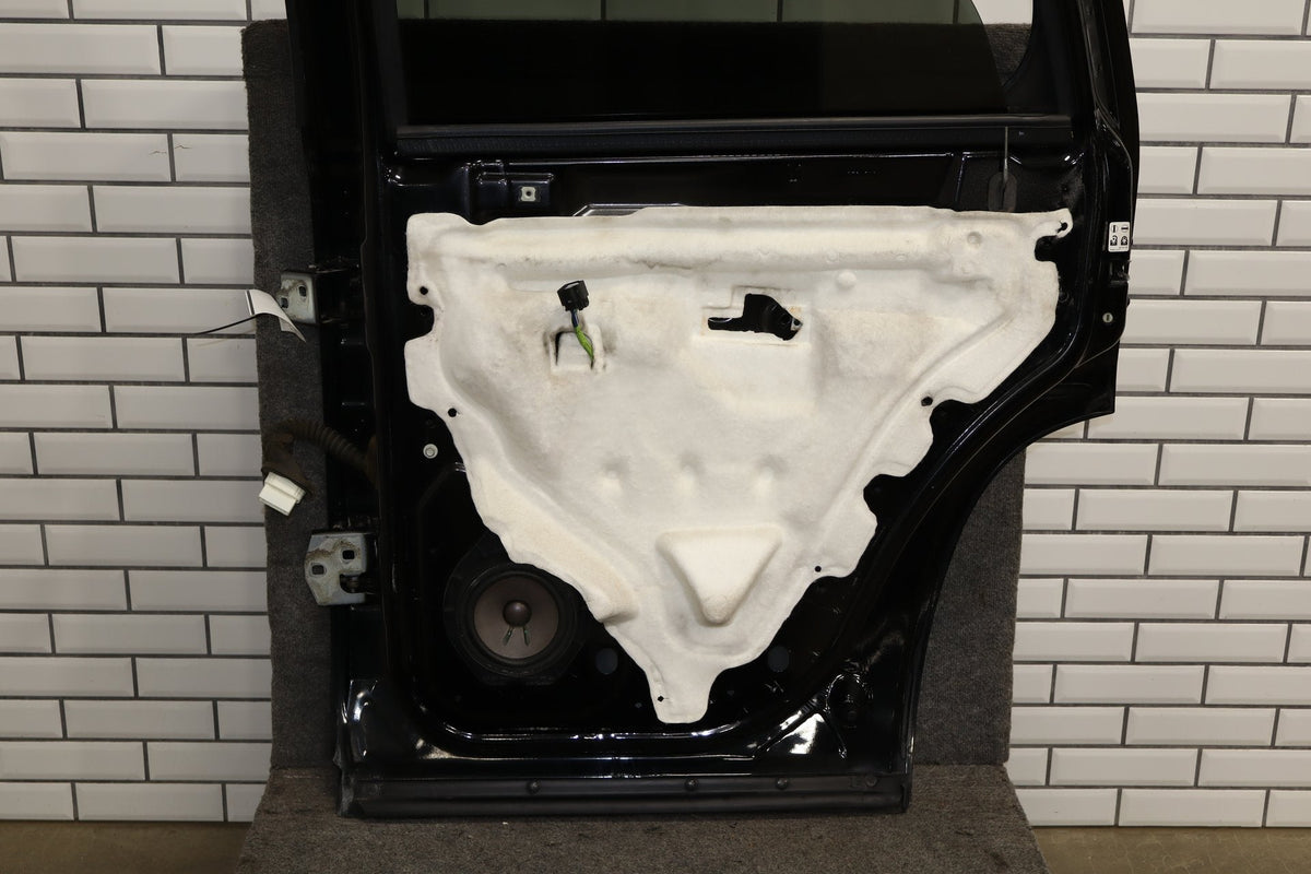07-14 Chevy Tahoe Yukon Right Rear Door (Black 41) 22892598