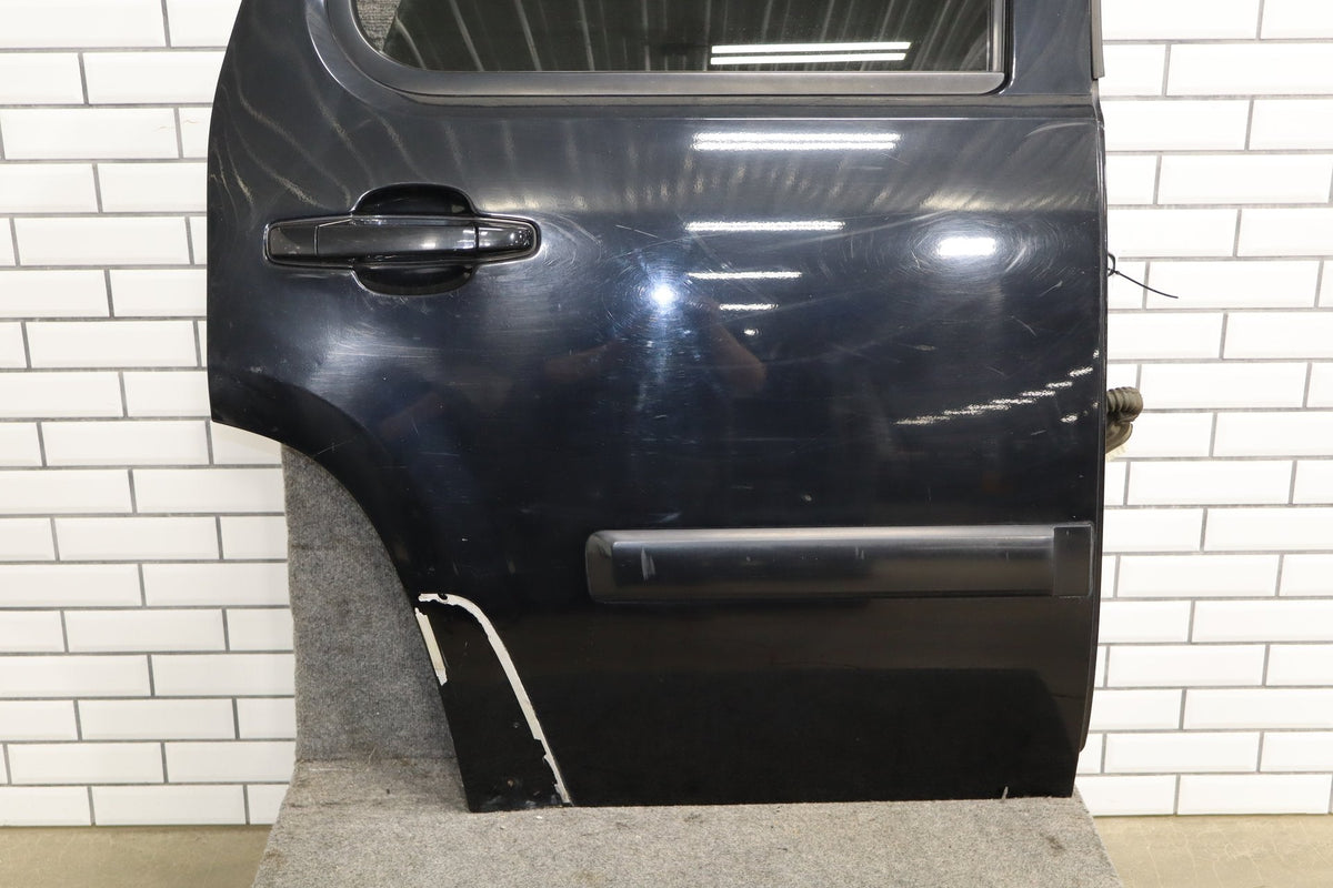 07-14 Chevy Tahoe Yukon Right Rear Door (Black 41) 22892598