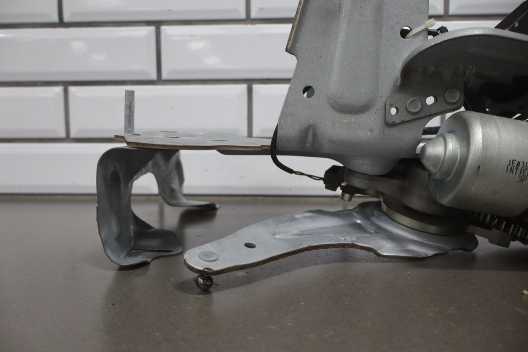 07 - 14 GM SUV Power Lift Gate Motor Tailgate Hatch Deck Lid Trunk Decklid OEM