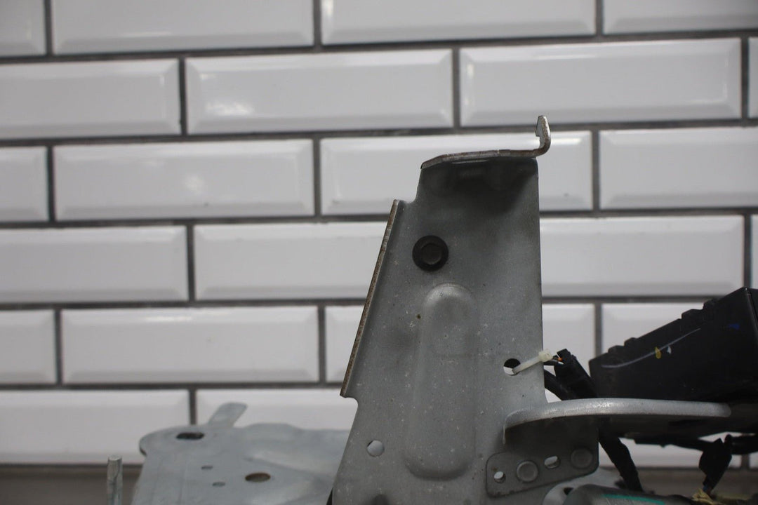 07 - 14 GM SUV Power Lift Gate Motor Tailgate Hatch Deck Lid Trunk Decklid OEM